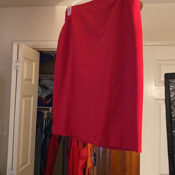 2pcs red skirt set nice - Picture 7 of 8